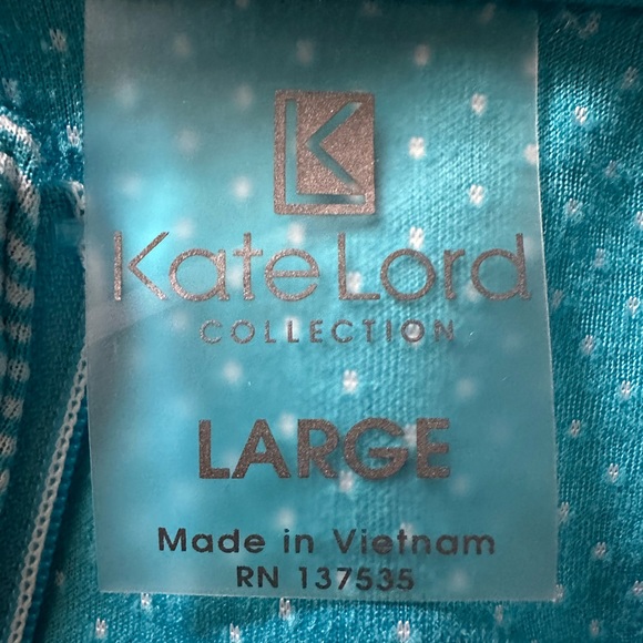 Kate Lord Quarter Zip Up Top With Kangaroo pocket. Size Large - Picture 6 of 7